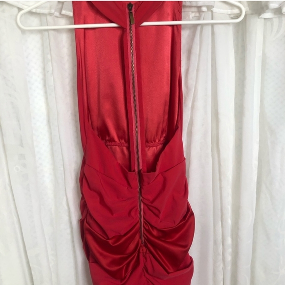 ⛔️SOLD⛔️ PASCUCCI Couture Woman's size 8 red ruched bodycon midi dress - Picture 10 of 13